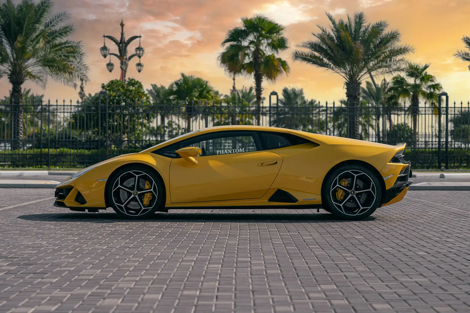 Lamborghini Huracan EVO full