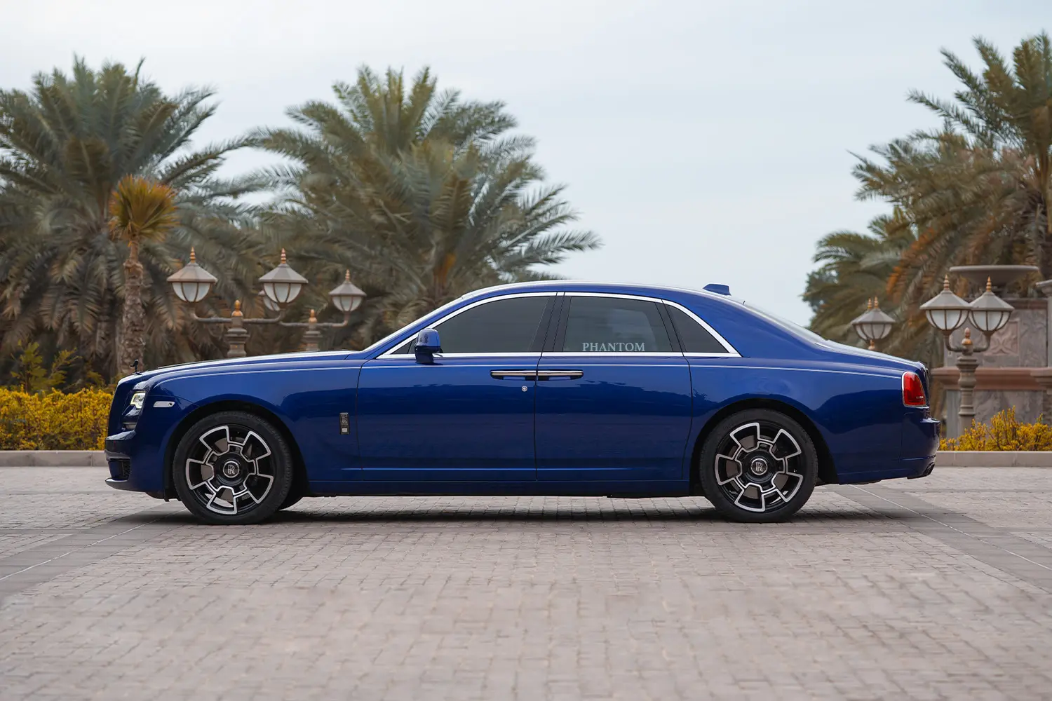 Rolls Royce Ghost Black Badge full