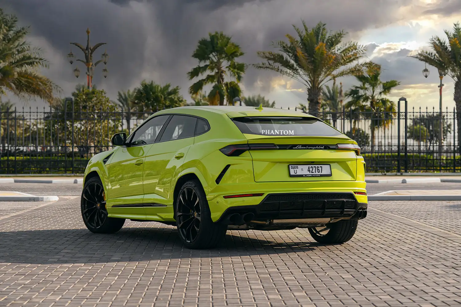 Lamborghini Urus full