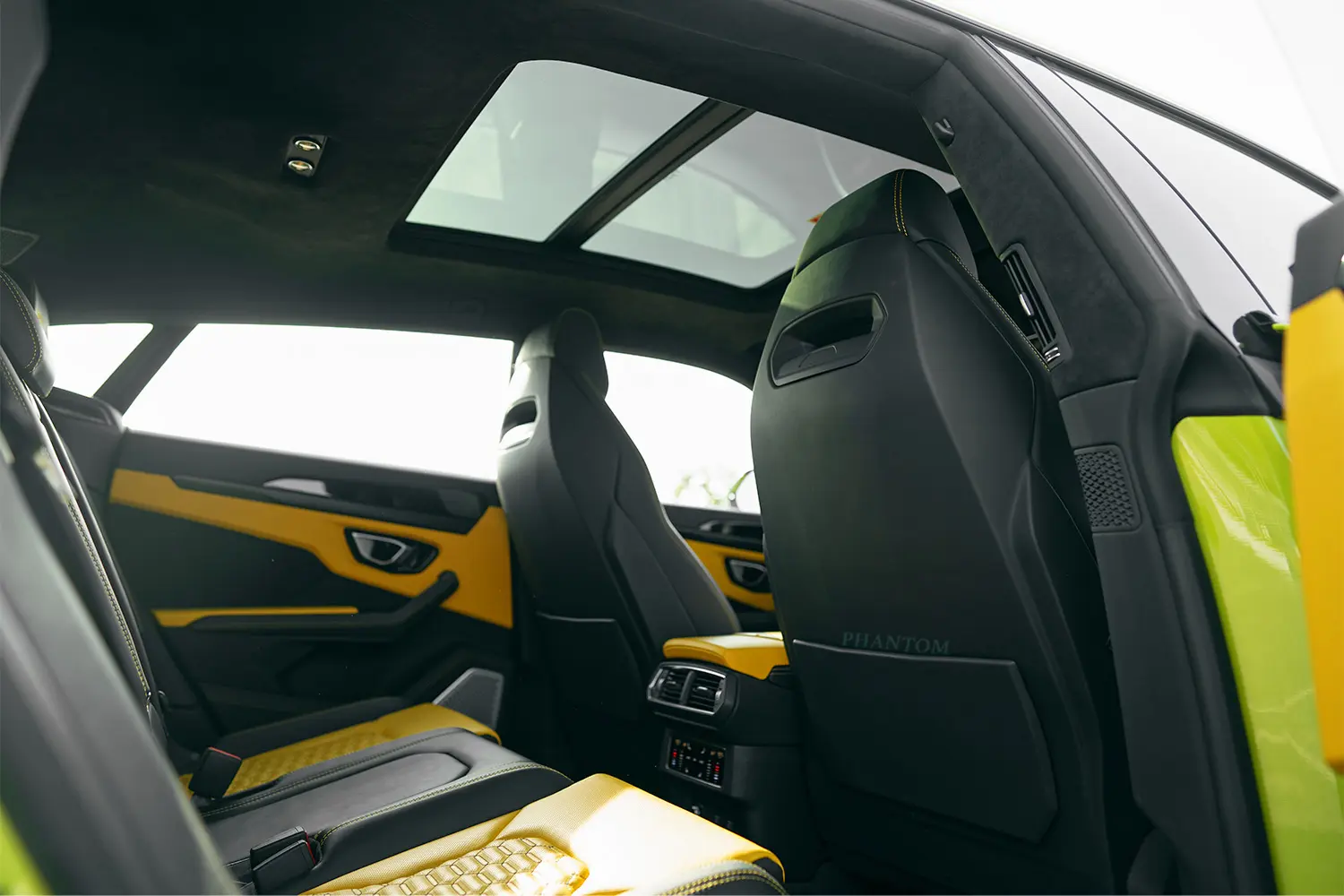 Lamborghini Urus full