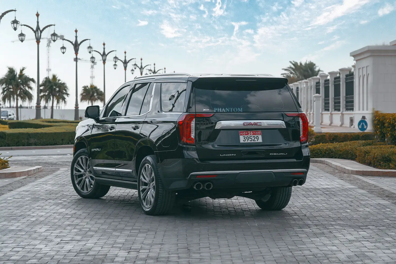 GMC Yukon Denali full