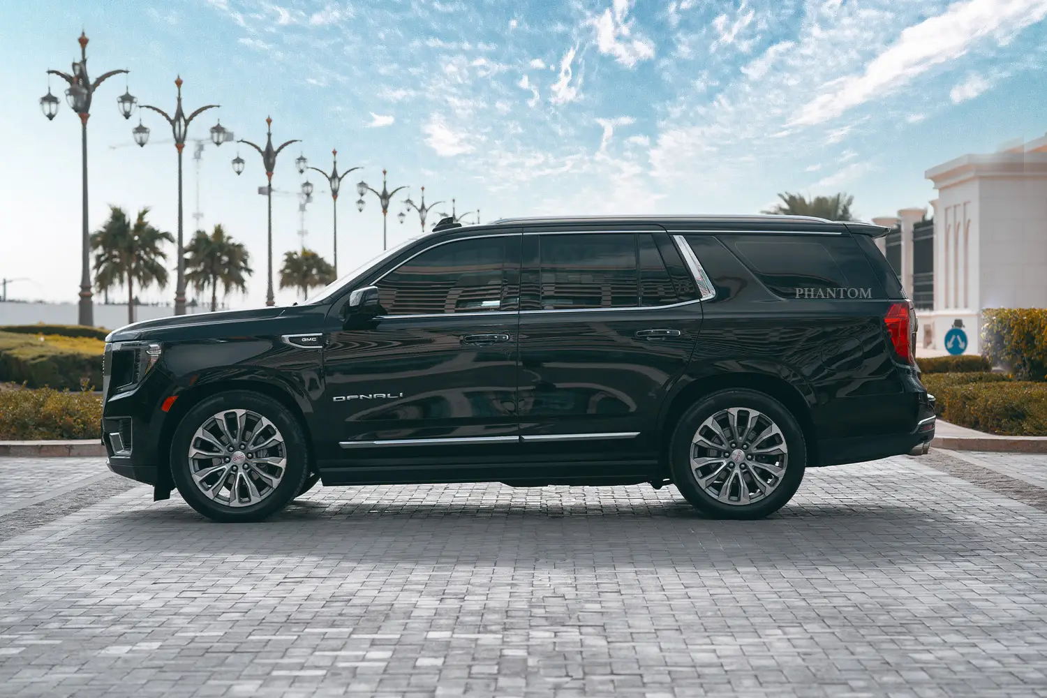 GMC Yukon Denali full