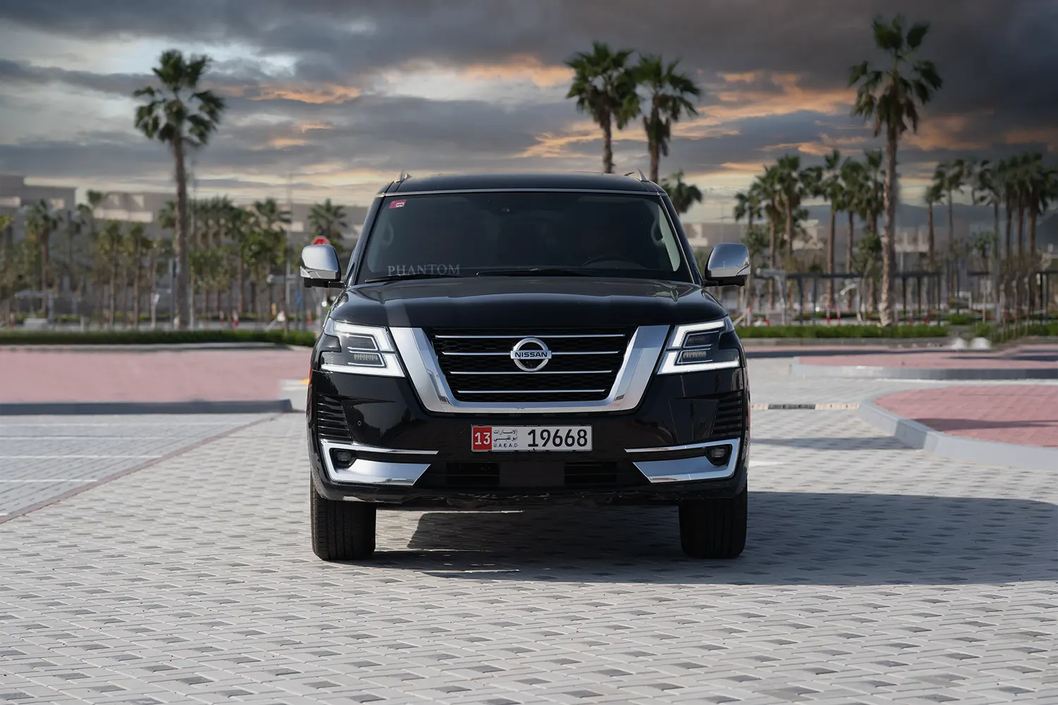 Nissan Patrol Platinum V8 full