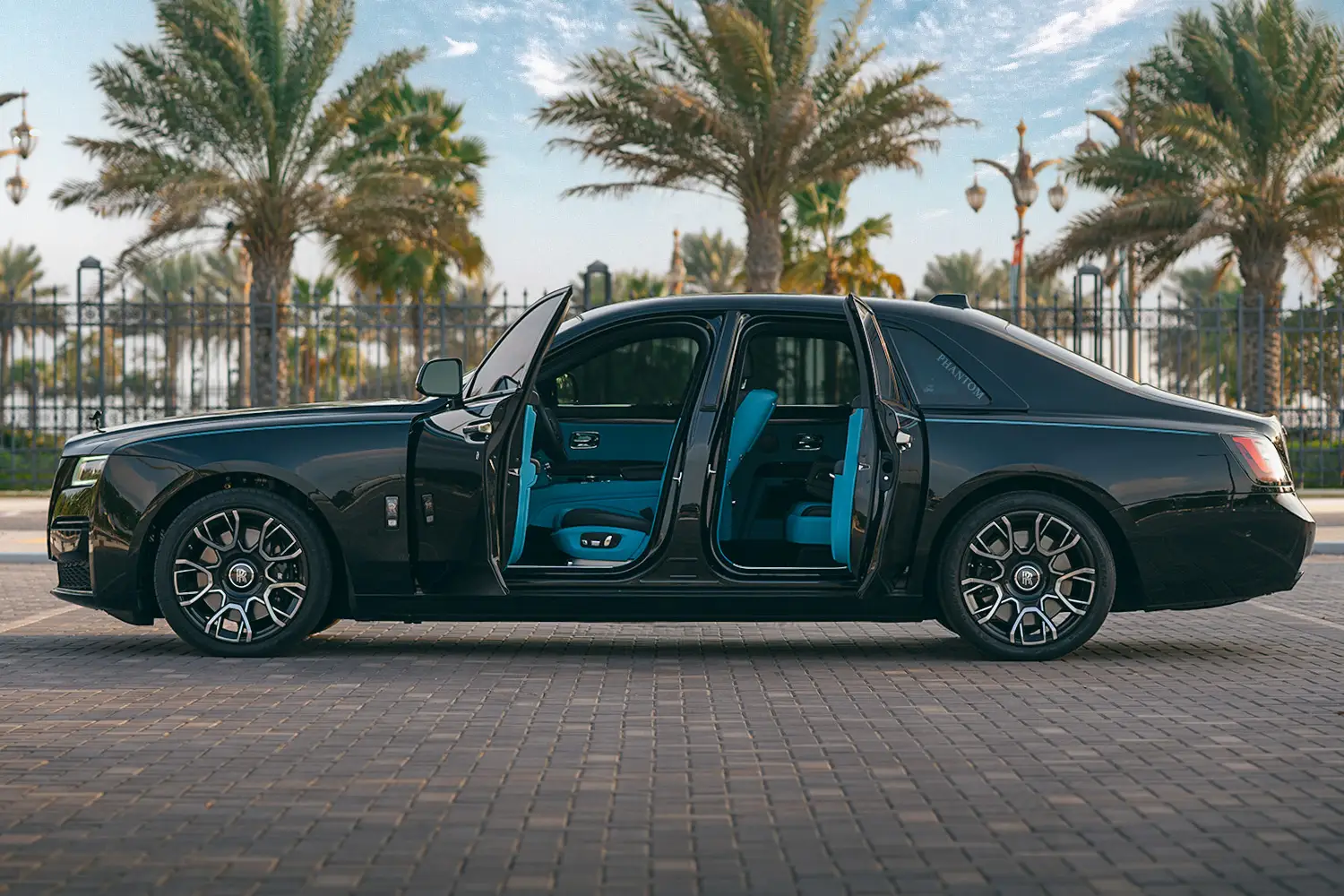 Rolls Royce Ghost Black Badge full