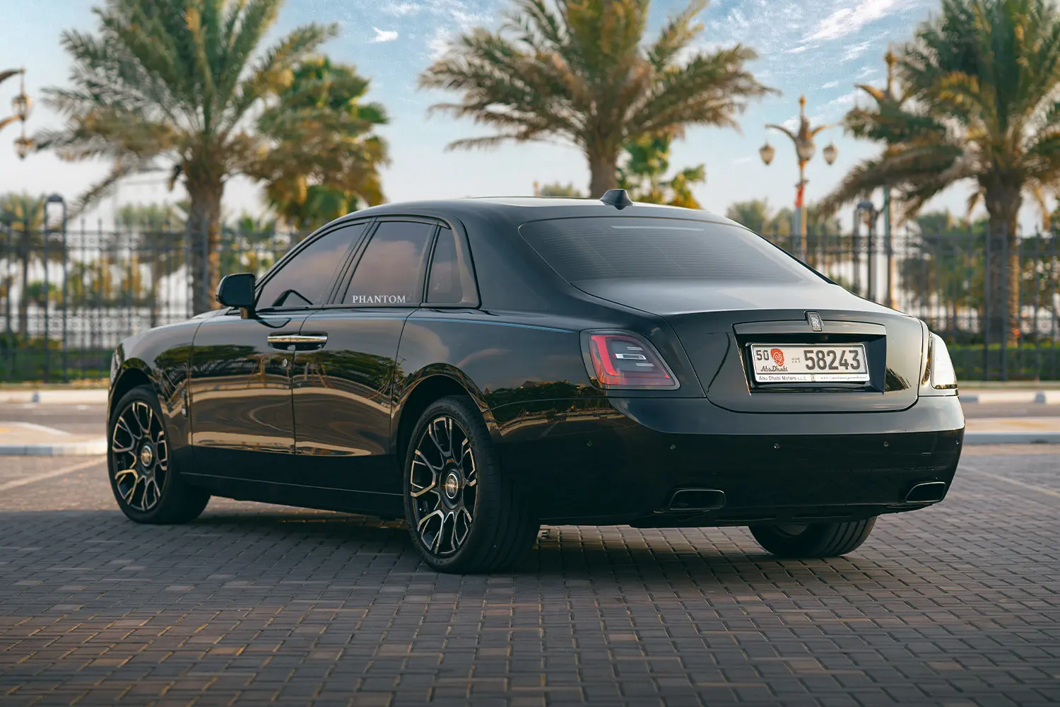 Rolls Royce Ghost Black Badge full