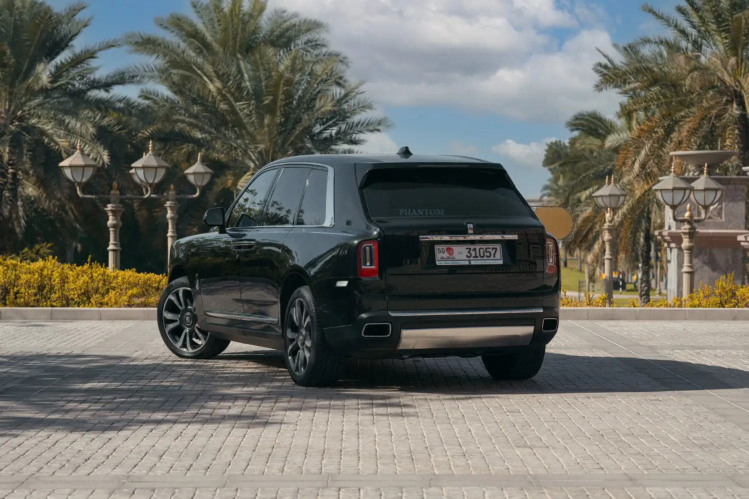 Rolls Royce Cullinan full